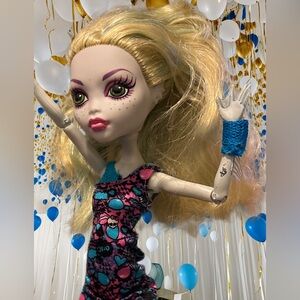 Mattel 2011 Lagoona Blue Doll with Blonde Hair